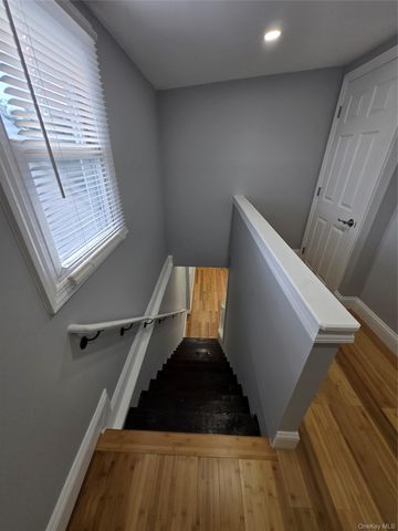 194-44 112th Road, Saint Albans, NY 11412