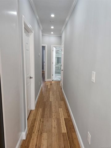 194-44 112th Road, Saint Albans, NY 11412