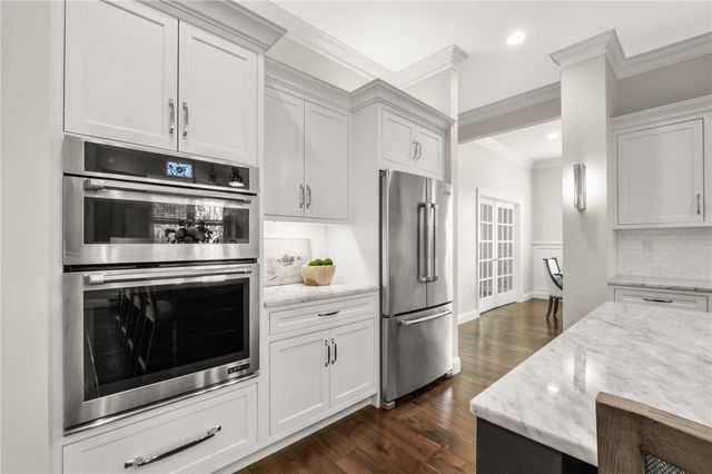 490 Bradley Street, Mt Washington, PA 15211
