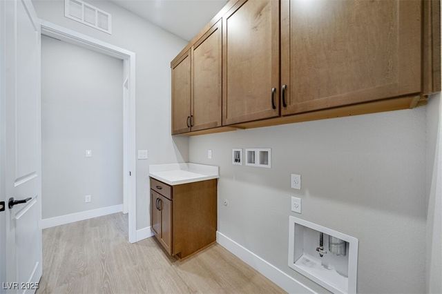 489 Carter House Way, Las Vegas, NV 89138