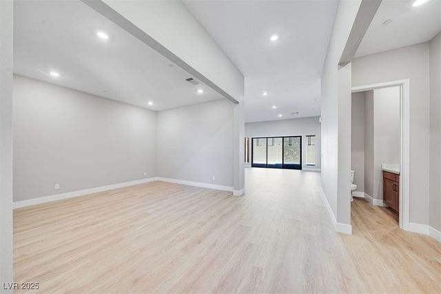 489 Carter House Way, Las Vegas, NV 89138