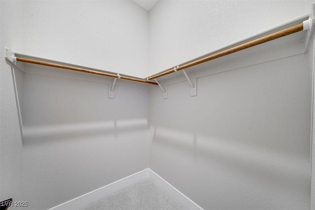 489 Carter House Way, Las Vegas, NV 89138