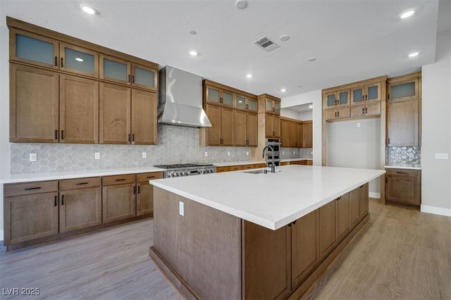 489 Carter House Way, Las Vegas, NV 89138