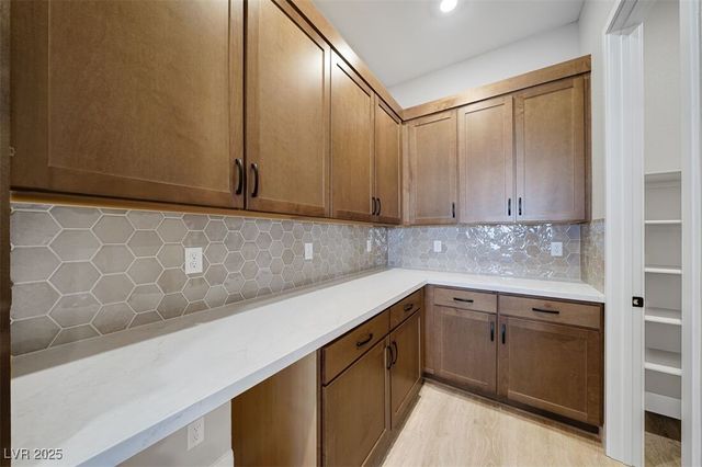 489 Carter House Way, Las Vegas, NV 89138