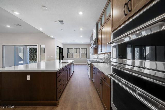 489 Carter House Way, Las Vegas, NV 89138