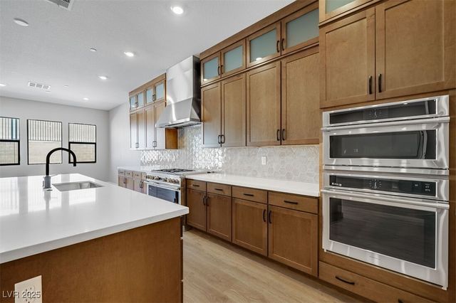 489 Carter House Way, Las Vegas, NV 89138