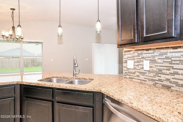 2635 ROYAL POINTE Drive, Green Cove Springs, FL 32043