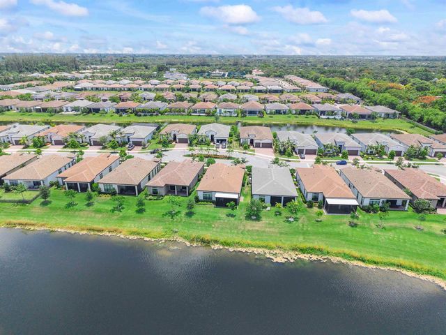 7885 Ironwood Way, Parkland, FL 33067