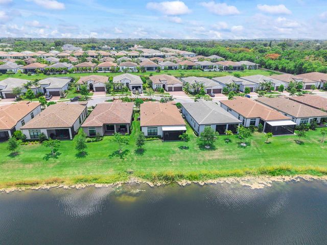 7885 Ironwood Way, Parkland, FL 33067