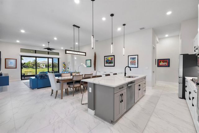 7885 Ironwood Way, Parkland, FL 33067