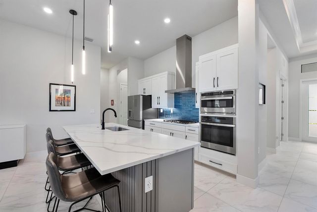 7885 Ironwood Way, Parkland, FL 33067