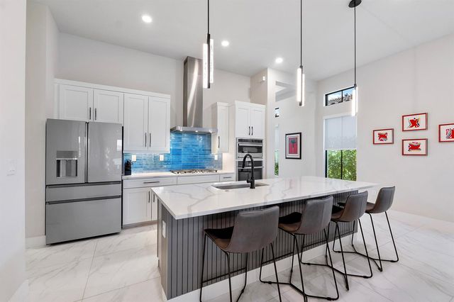 7885 Ironwood Way, Parkland, FL 33067