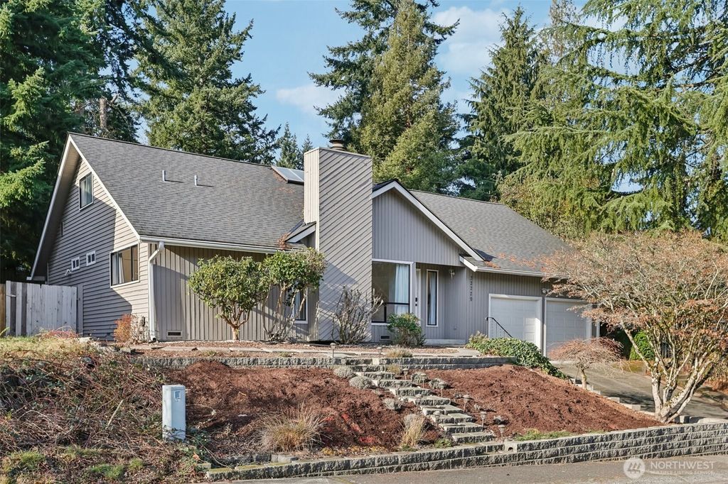 32229 2nd Avenue SW, Federal Way, WA 98023