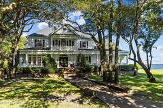 213 Glenn Abby Drive, Morehead City, NC 28557