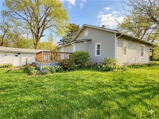 1239 N Main Street, Nevada, MO 64772