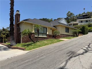 1501 N Maryland Avenue N, Glendale, CA 91207