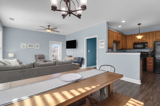 2244 Ashley Crossing Drive 615, Charleston, SC 29414