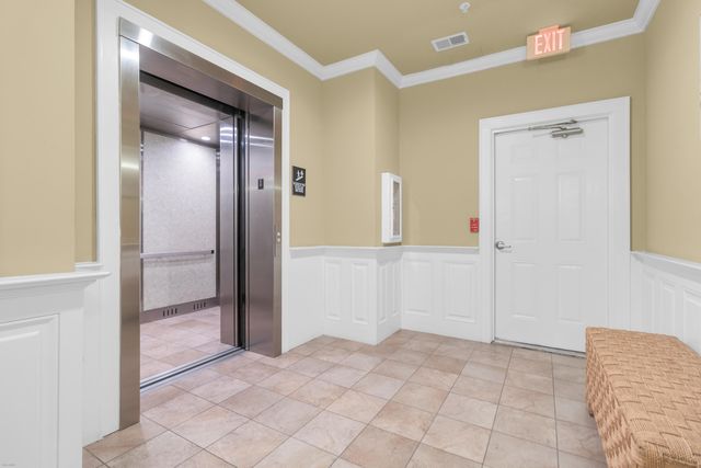 2244 Ashley Crossing Drive 615, Charleston, SC 29414