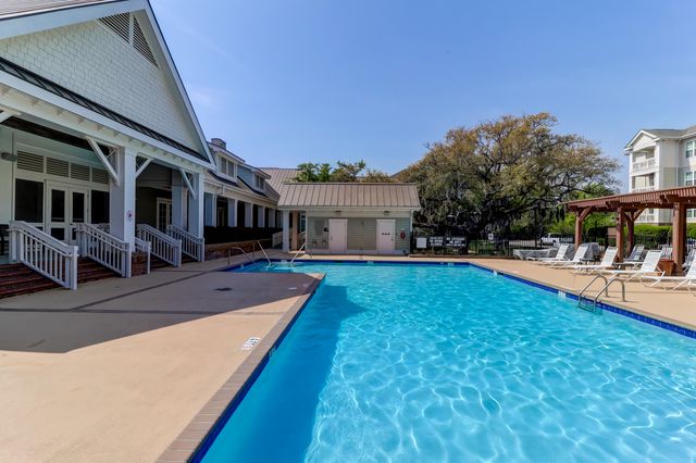 2244 Ashley Crossing Drive 615, Charleston, SC 29414