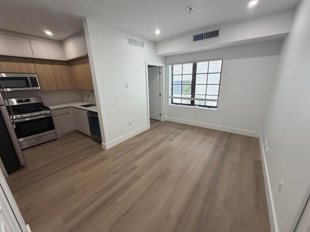 1619 Jefferson Avenue 204, Miami Beach, FL 33139
