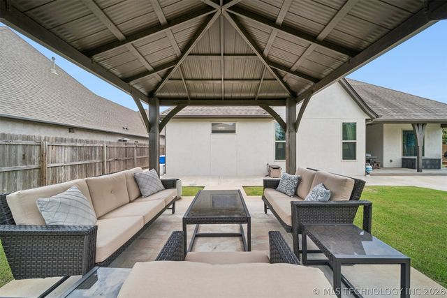 6671 E 125th Street S, Bixby, OK 74008