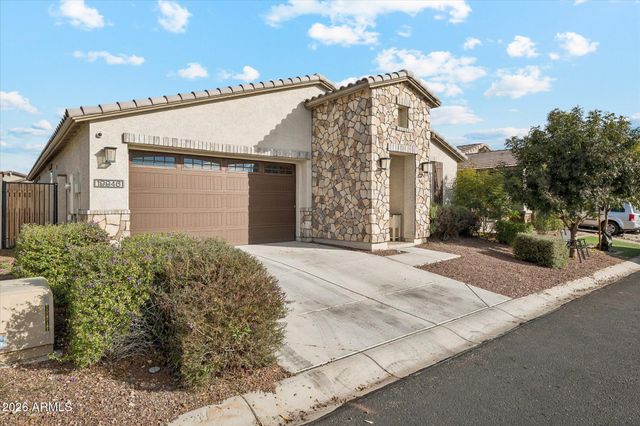 19946 W W Glenrosa Drive Drive, Litchfield Park, AZ 85340