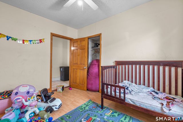 15 Jubilee Street, New Britain, CT 06051