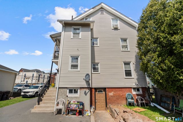 15 Jubilee Street, New Britain, CT 06051