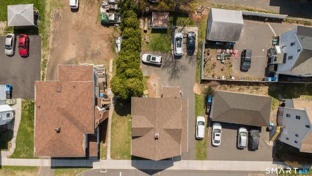 15 Jubilee Street, New Britain, CT 06051