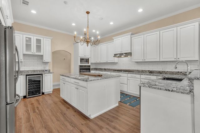 131 High Lonesome, Alpine, TX 79830