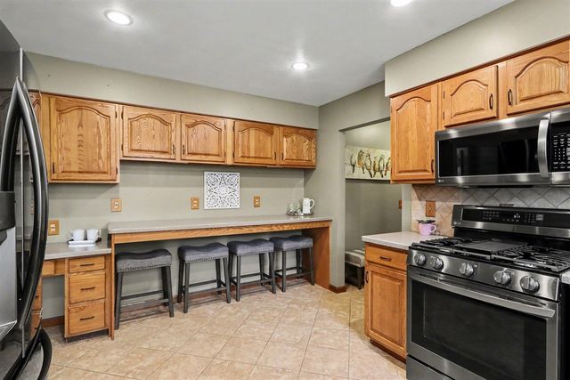 2828 W F Avenue, Kalamazoo, MI 49009