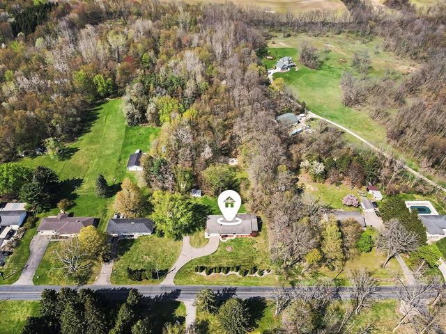 2828 W F Avenue, Kalamazoo, MI 49009