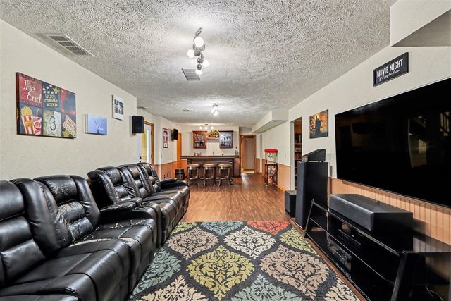 2828 W F Avenue, Kalamazoo, MI 49009