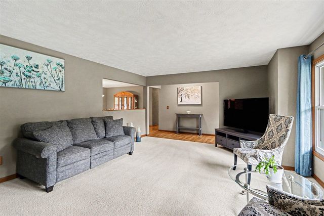 2828 W F Avenue, Kalamazoo, MI 49009