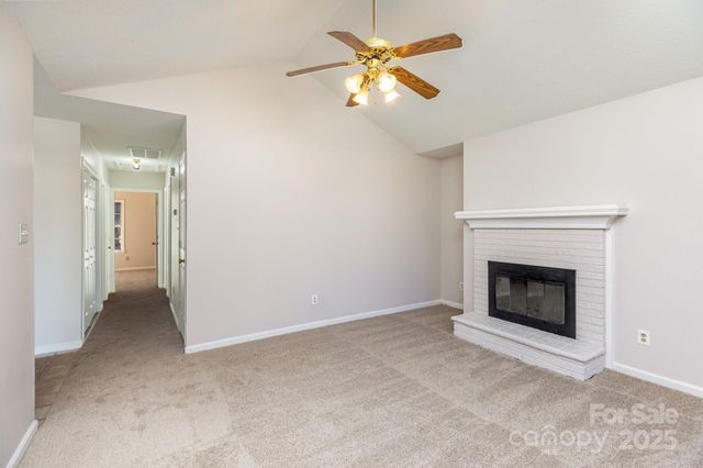 6104 Steelewood Place, Charlotte, NC 28269