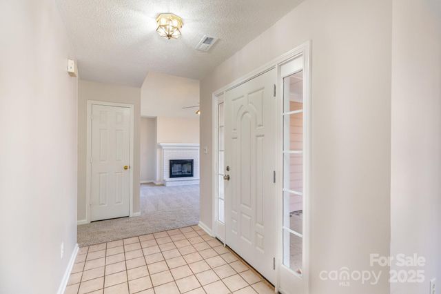 6104 Steelewood Place, Charlotte, NC 28269