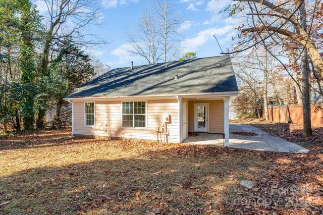 6104 Steelewood Place, Charlotte, NC 28269