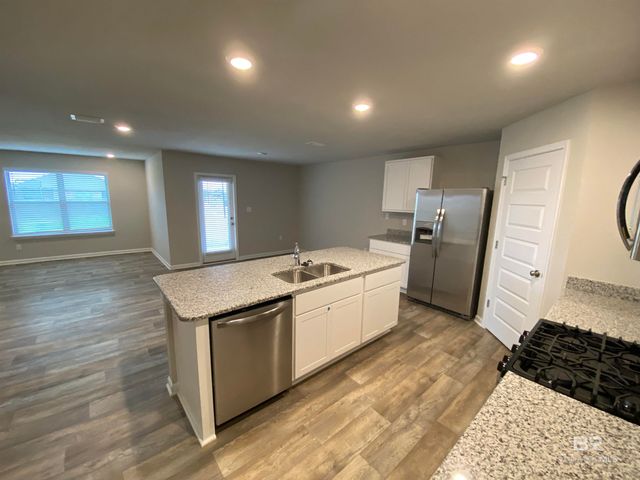 8359 Harmon Street, Daphne, AL 36526