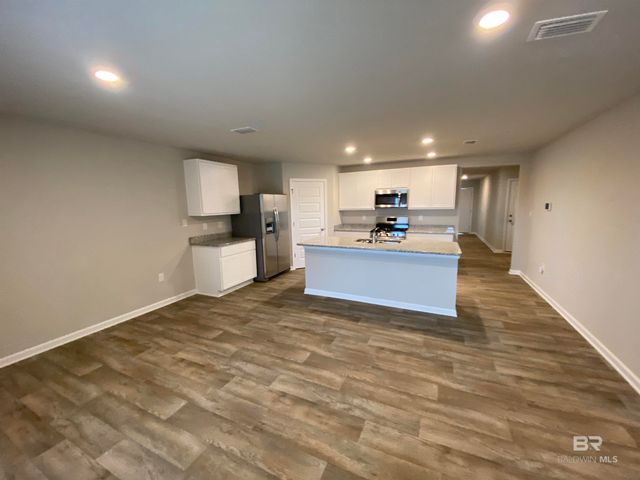 8359 Harmon Street, Daphne, AL 36526