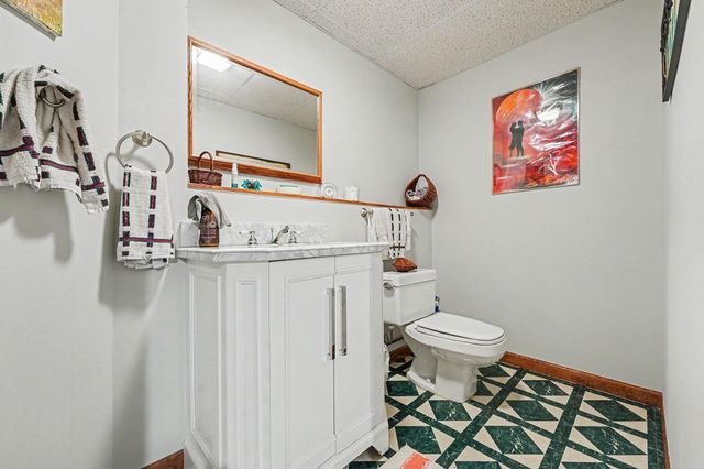 9260 Franklin Drive, St. John, IN 46373