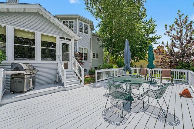 9260 Franklin Drive, St. John, IN 46373