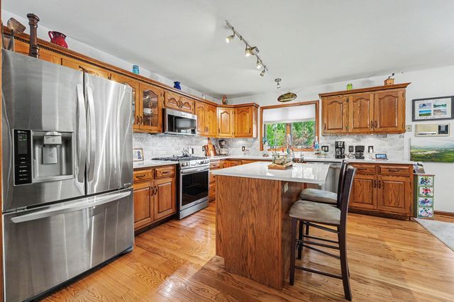 9260 Franklin Drive, St. John, IN 46373