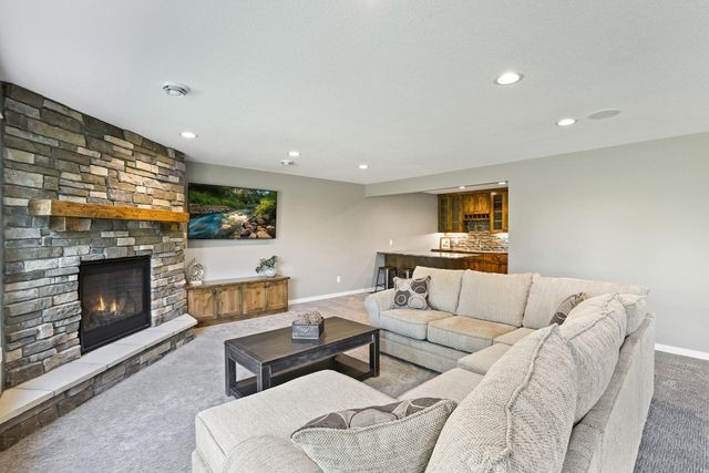 41xx 159th Avenue NE, Ham Lake, MN 55304