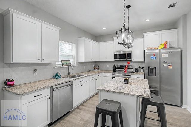 18 Sunflower Circle, Ludowici, GA 31316