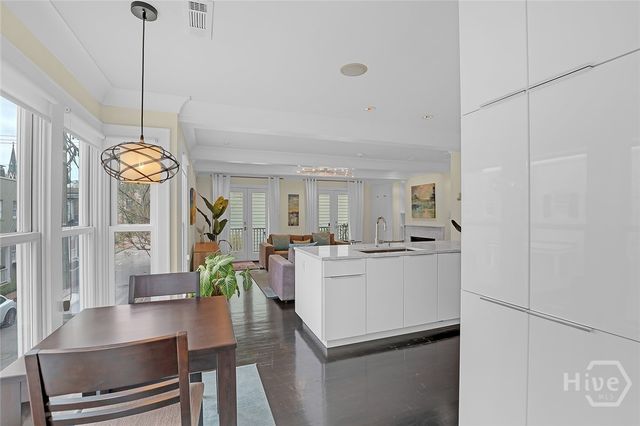 231 Houston Street, Savannah, GA 31401