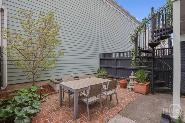 231 Houston Street, Savannah, GA 31401