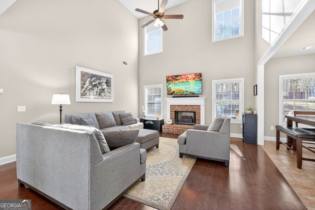 65 Kimberly Way, Hull, GA 30646