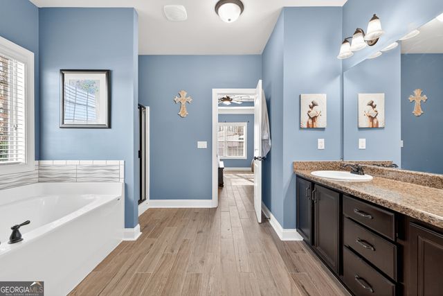 65 Kimberly Way, Hull, GA 30646