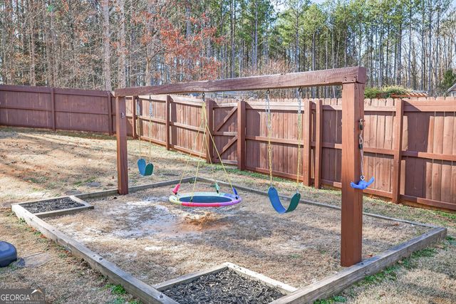 65 Kimberly Way, Hull, GA 30646