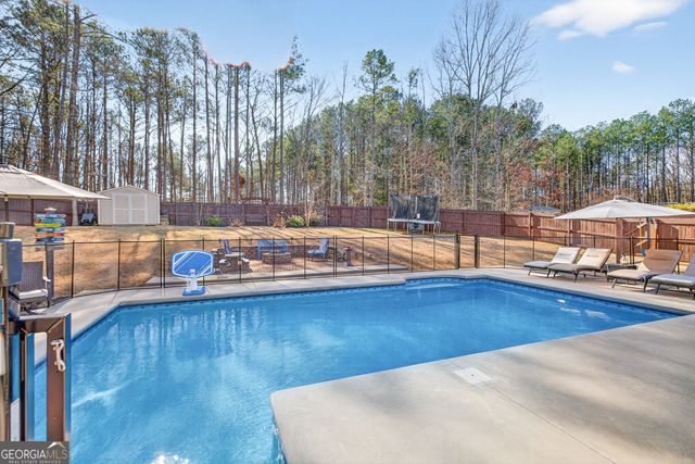 65 Kimberly Way, Hull, GA 30646